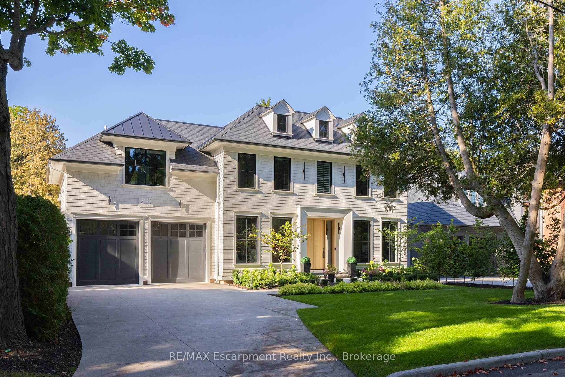 46 Second Street, Oakville, ON, exterior