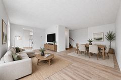 36 - 43 Taunton Road E, Oshawa, ON, exterior