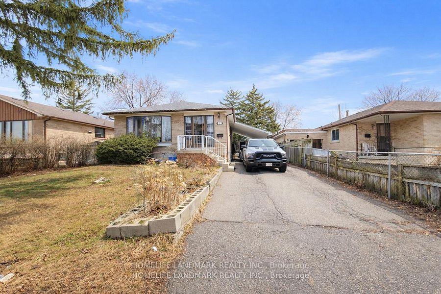 7 Burtonwood Crescent, Toronto W10, ON, exterior