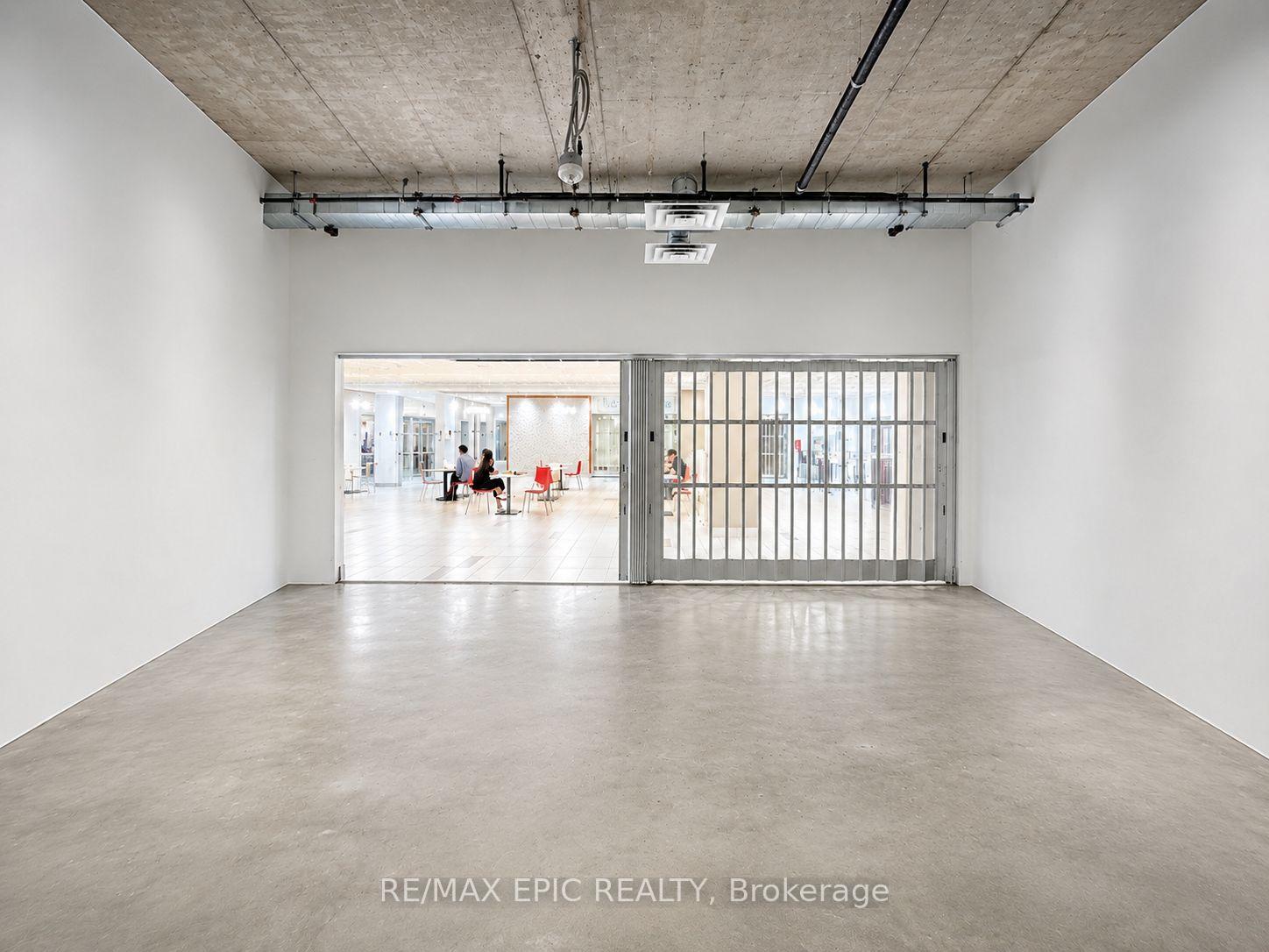 250 - 7777 Weston Road, Vaughan, ON, exterior