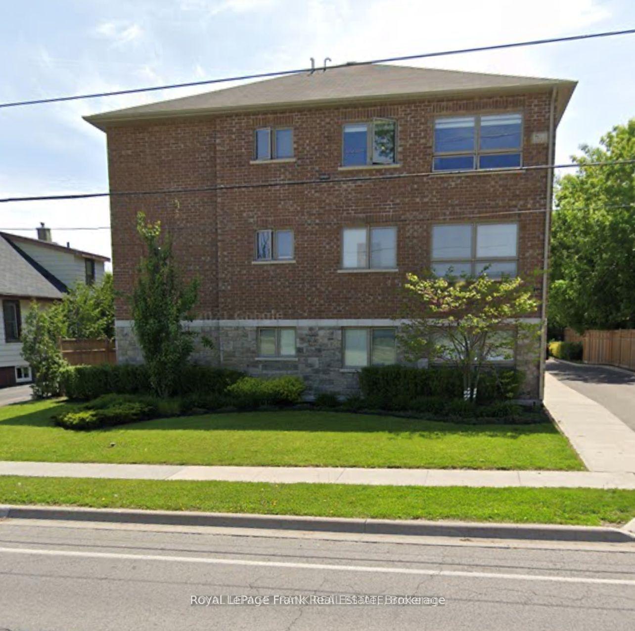 3 - 1418 Simcoe Street S, Oshawa, ON, exterior