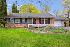 39 Bannockburn Road, Kitchener, ON, exterior