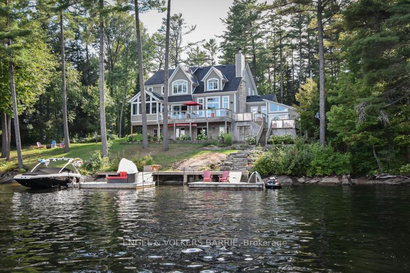 1043 Fortunes Trail, Algonquin Highlands, ON, exterior