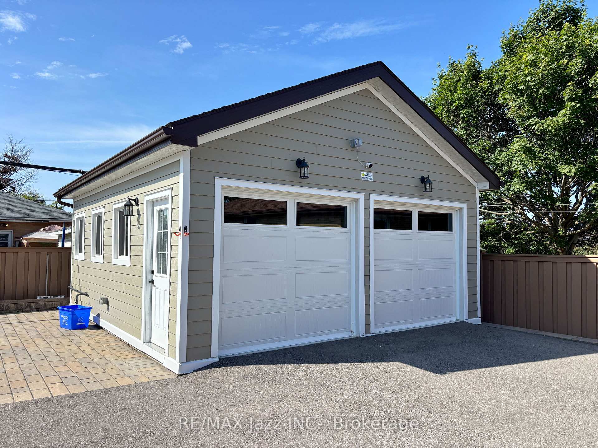 Unit 3 (ADU) - 751 Phillip Murray Avenue, Oshawa, ON, exterior