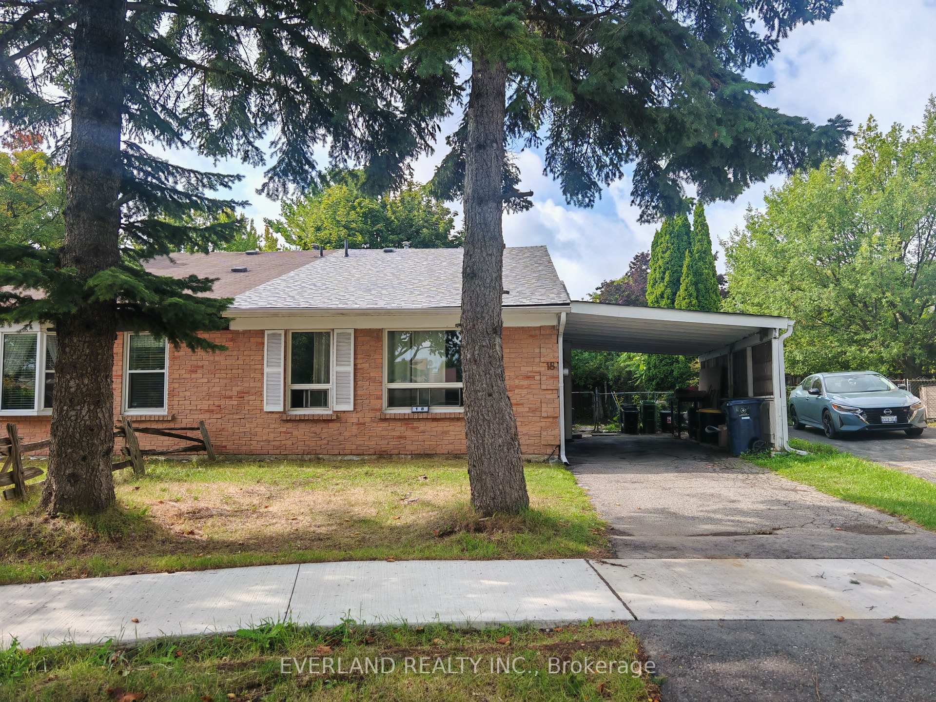 18 Camberley Court, Toronto E11, ON, exterior