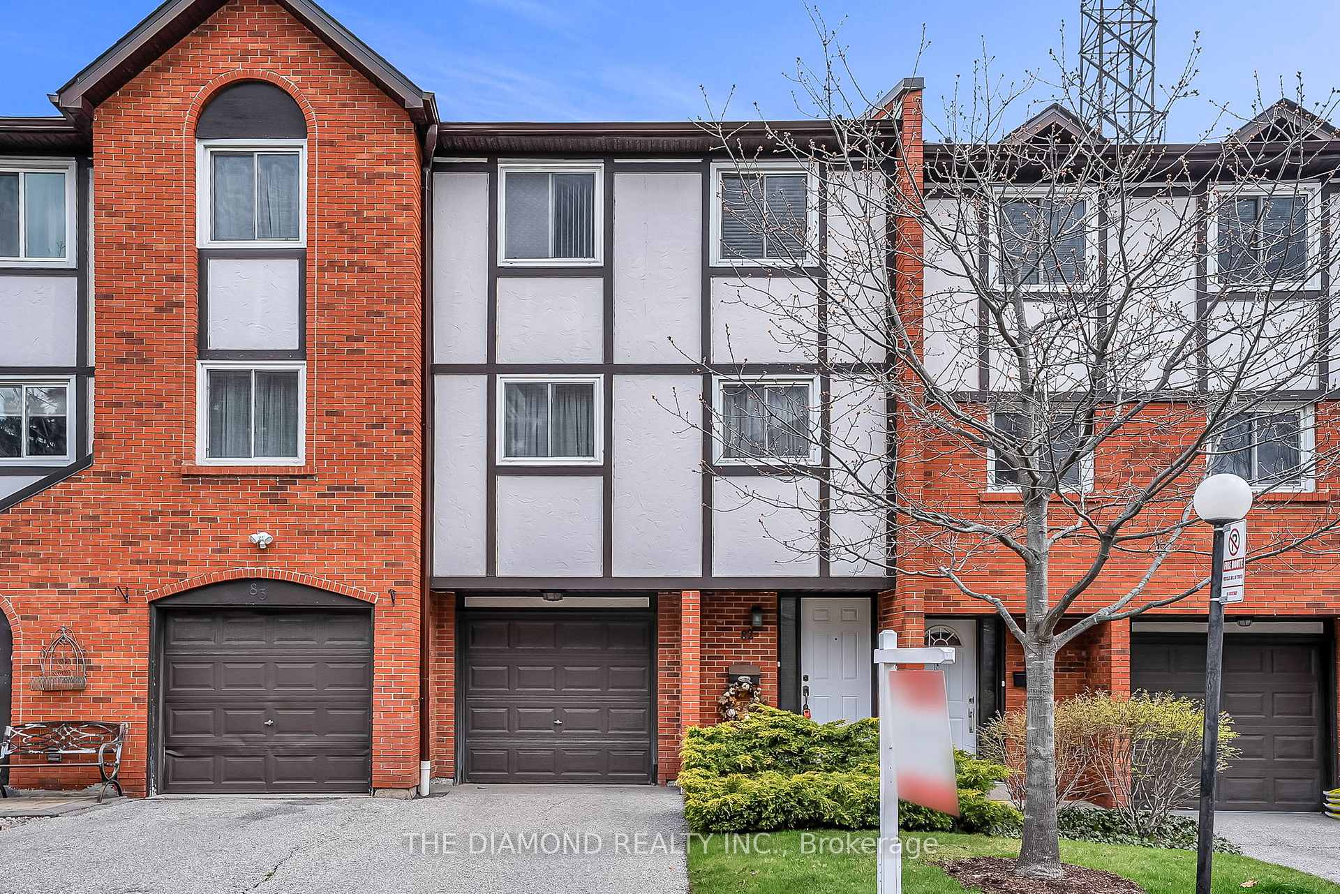 82 - 1755 Rathburn Road E, Mississauga, ON, exterior