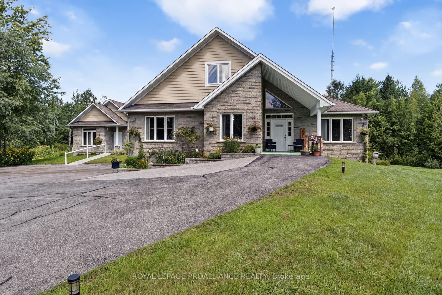 1476 Calypso Street, The Nation, ON, exterior