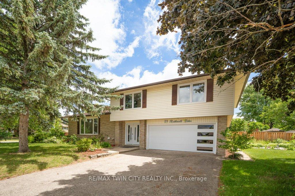 21 Halliwell Drive, Kitchener, ON, exterior