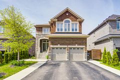 26 Pearl Street, Wasaga Beach, ON, exterior
