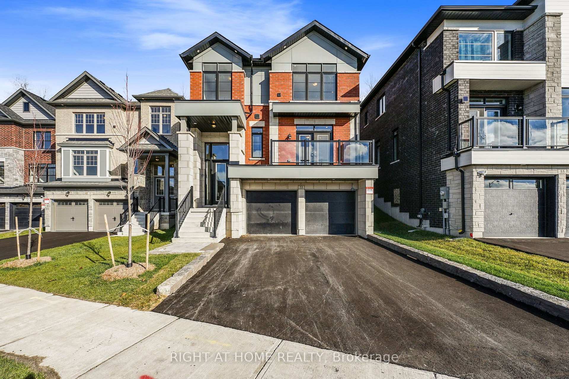 53 Bearberry Road, Springwater, ON, exterior