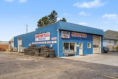 46 Yonge Street S, Springwater, ON, exterior