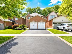 76 Larratt Lane, Richmond Hill, ON, exterior