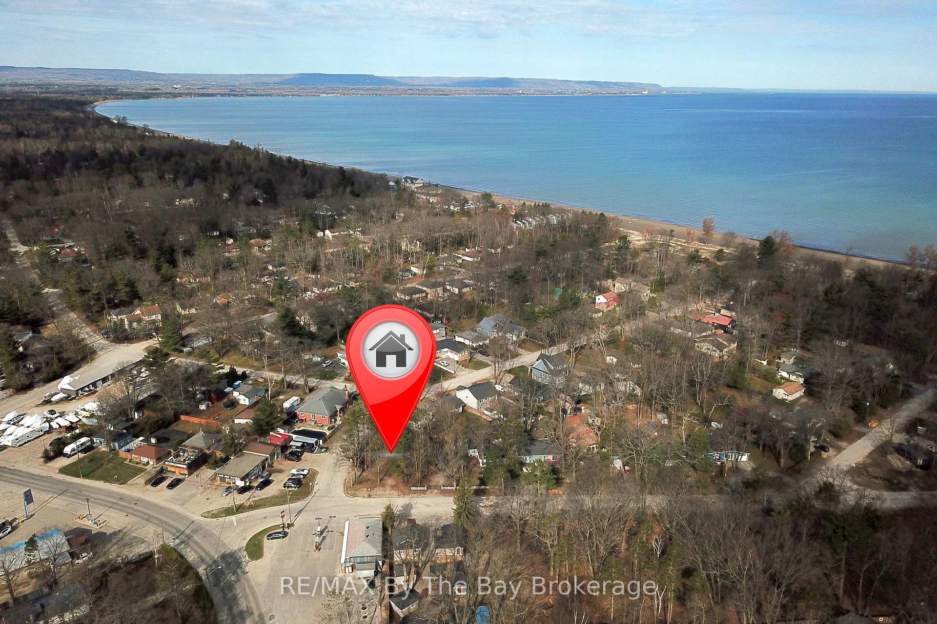 122 24th St N W/s Street, Wasaga Beach, ON, exterior