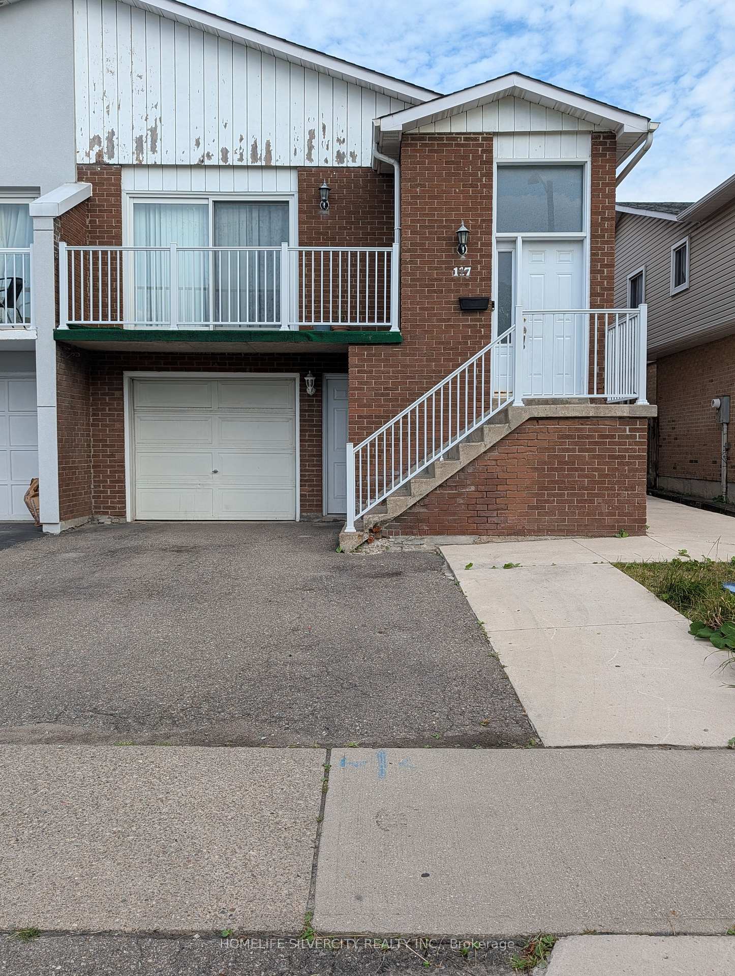 117 Simmons Boulevard, Brampton, ON, exterior