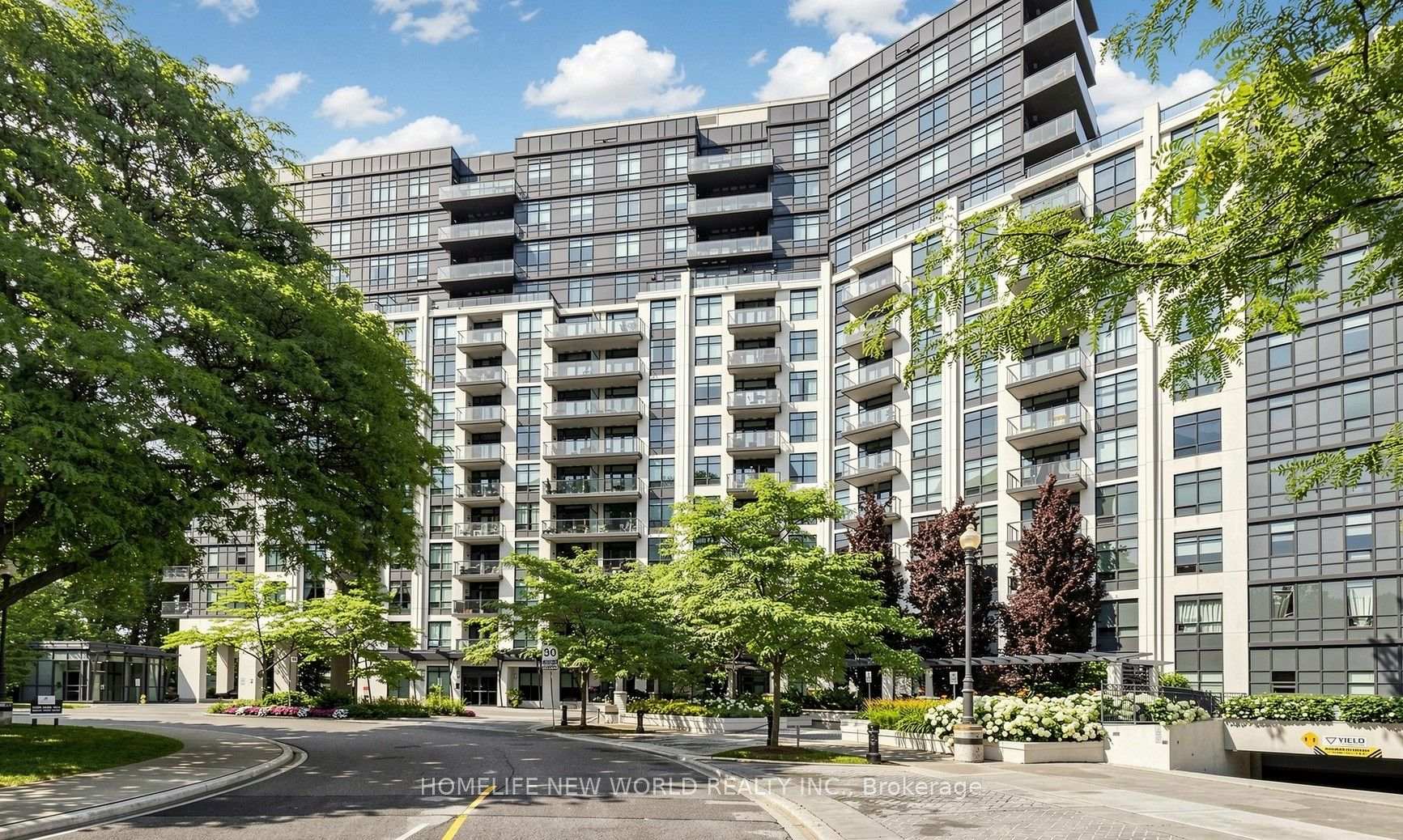 304 - 1135 Royal York Road, Toronto W08, ON, exterior