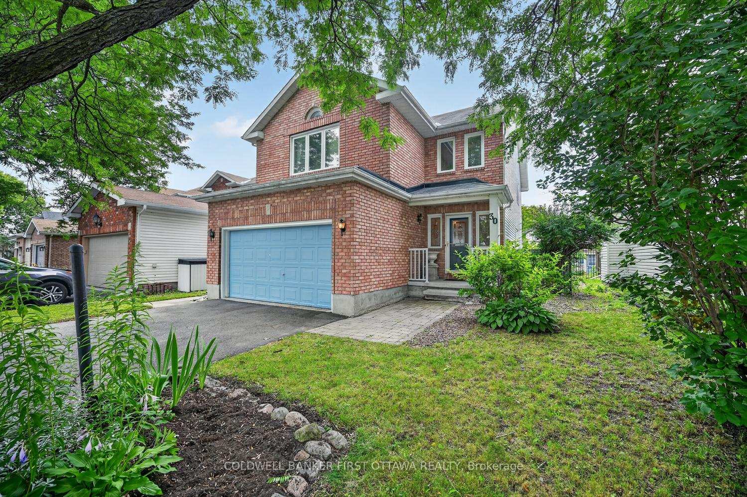 30 Rideaucrest Drive, Barrhaven, ON, exterior