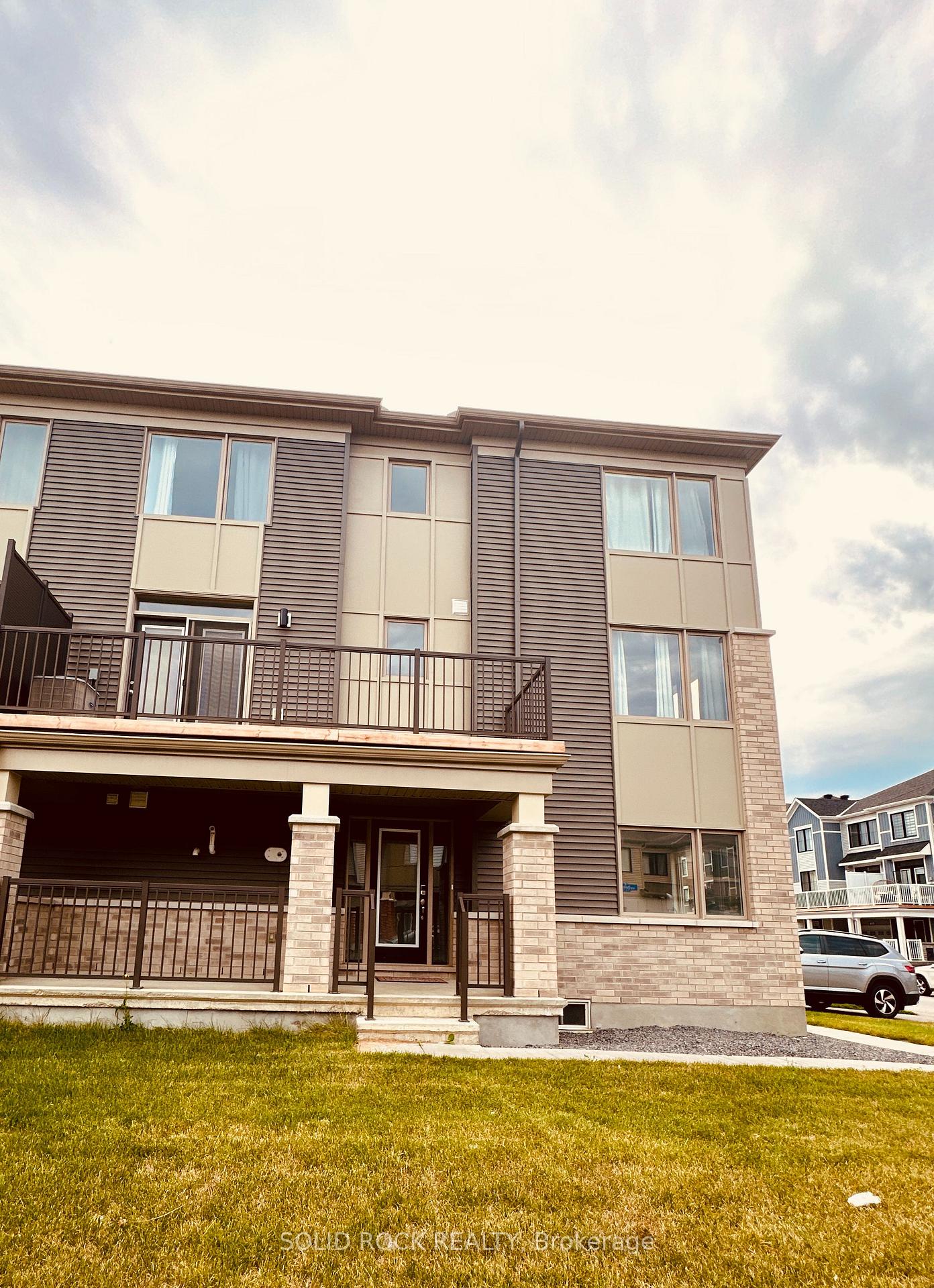 21 Stitch Mews Street, Stittsville - Munster - Richmond, ON, exterior