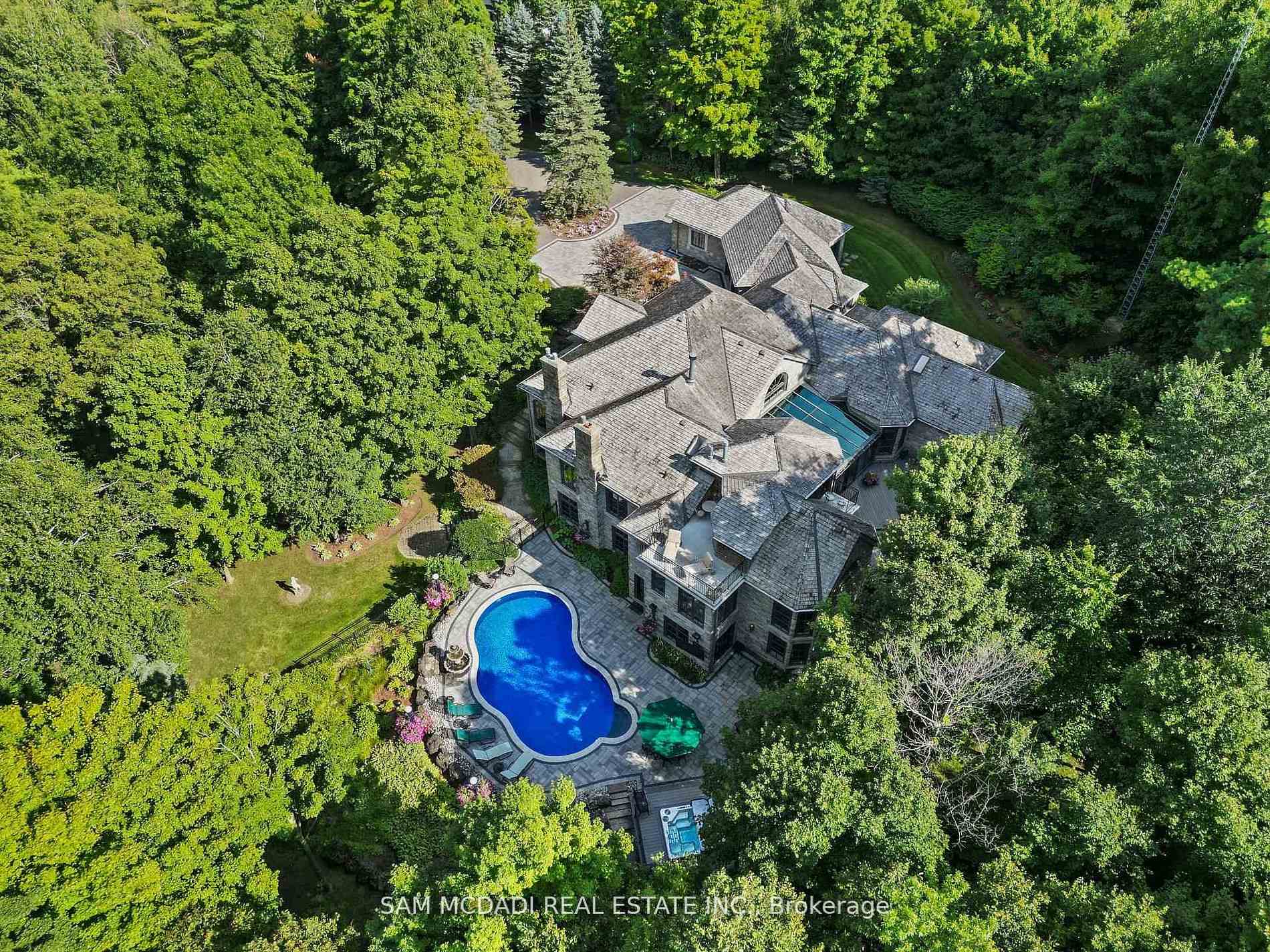 10140 Pineview Trail, Milton, ON, exterior