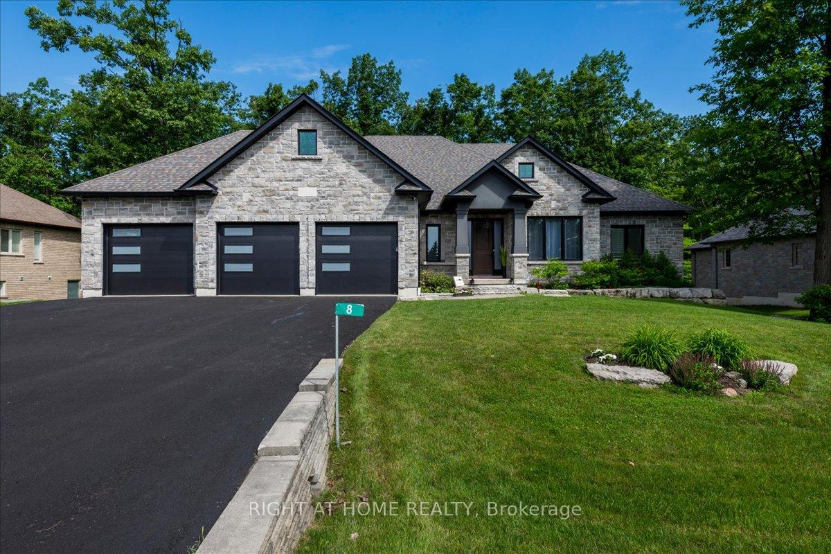 8 Lloyd Cook Drive W, Springwater, ON, exterior