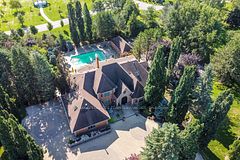 12 Edgeforest Drive, Brampton, ON, exterior