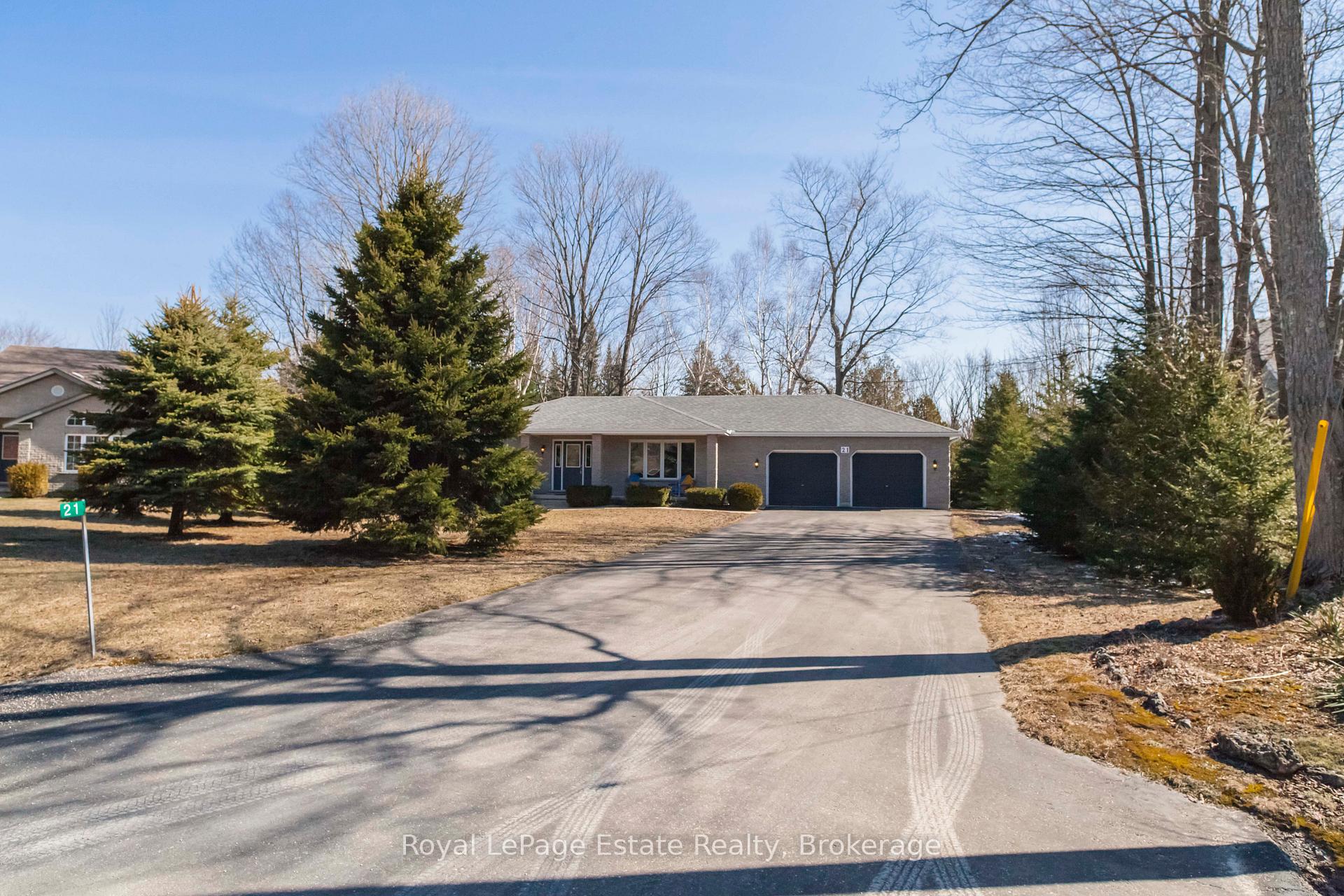 21 Sauble Woods Crescent, South Bruce Peninsula, ON, exterior