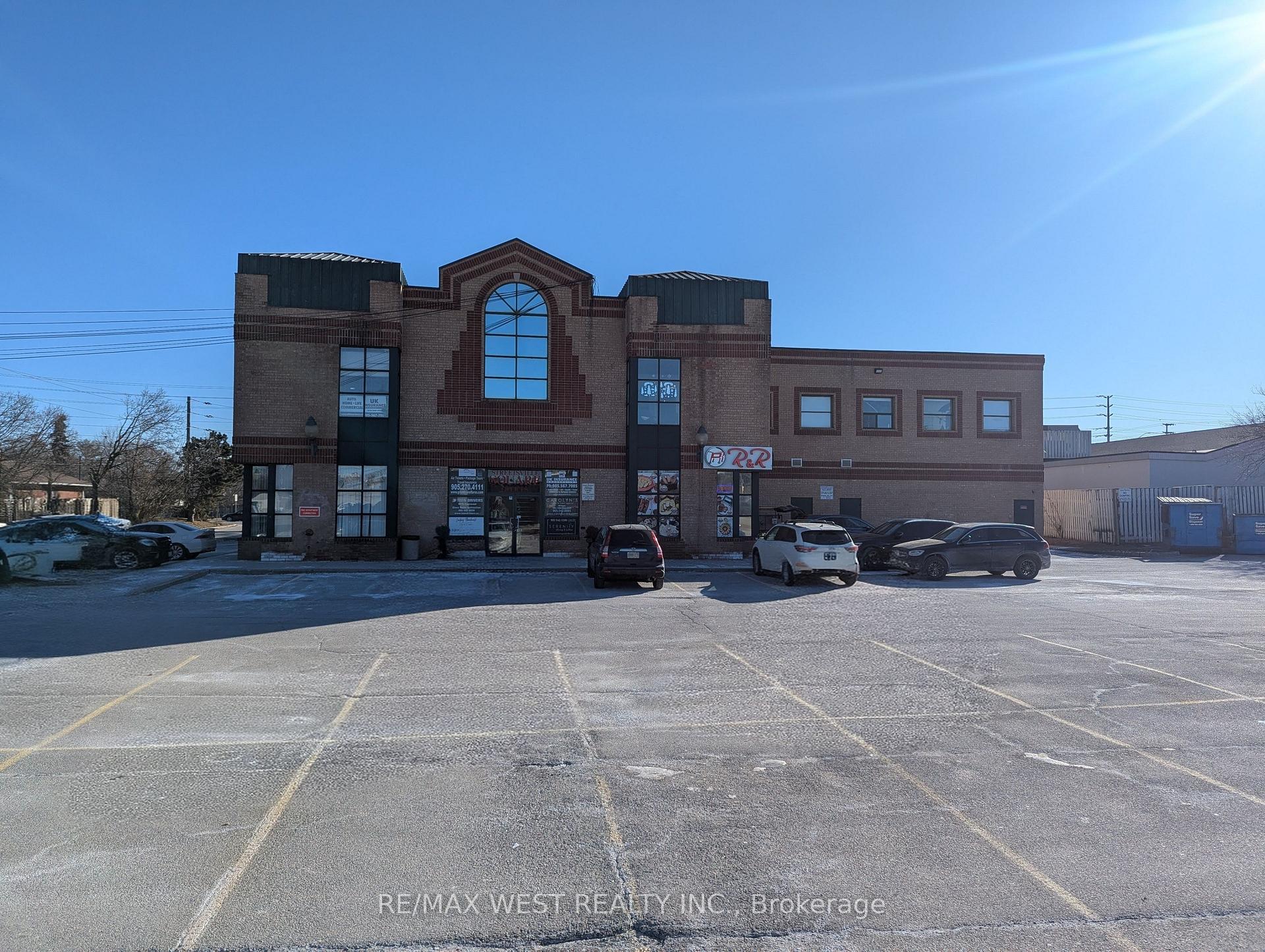 202 - 1965 Britannia Road W, Mississauga, ON, exterior