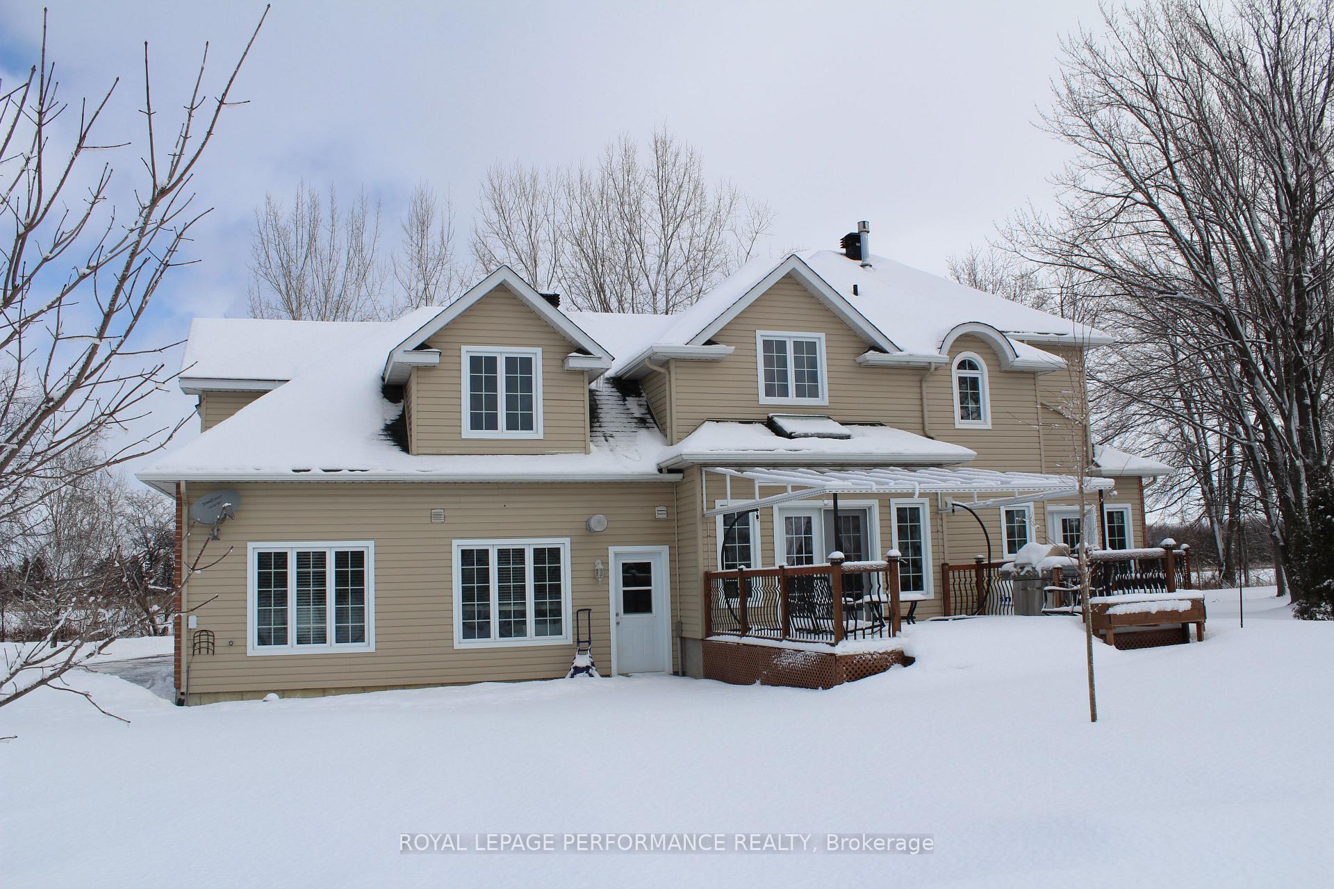 1355 County 10 N/A, East Hawkesbury, ON, exterior