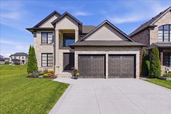 2476 COLANGELO Drive, Niagara Falls, ON, exterior