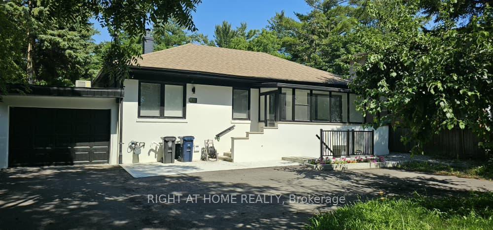 Unit 3 - 61 Glady's Road, Toronto E10, ON, exterior