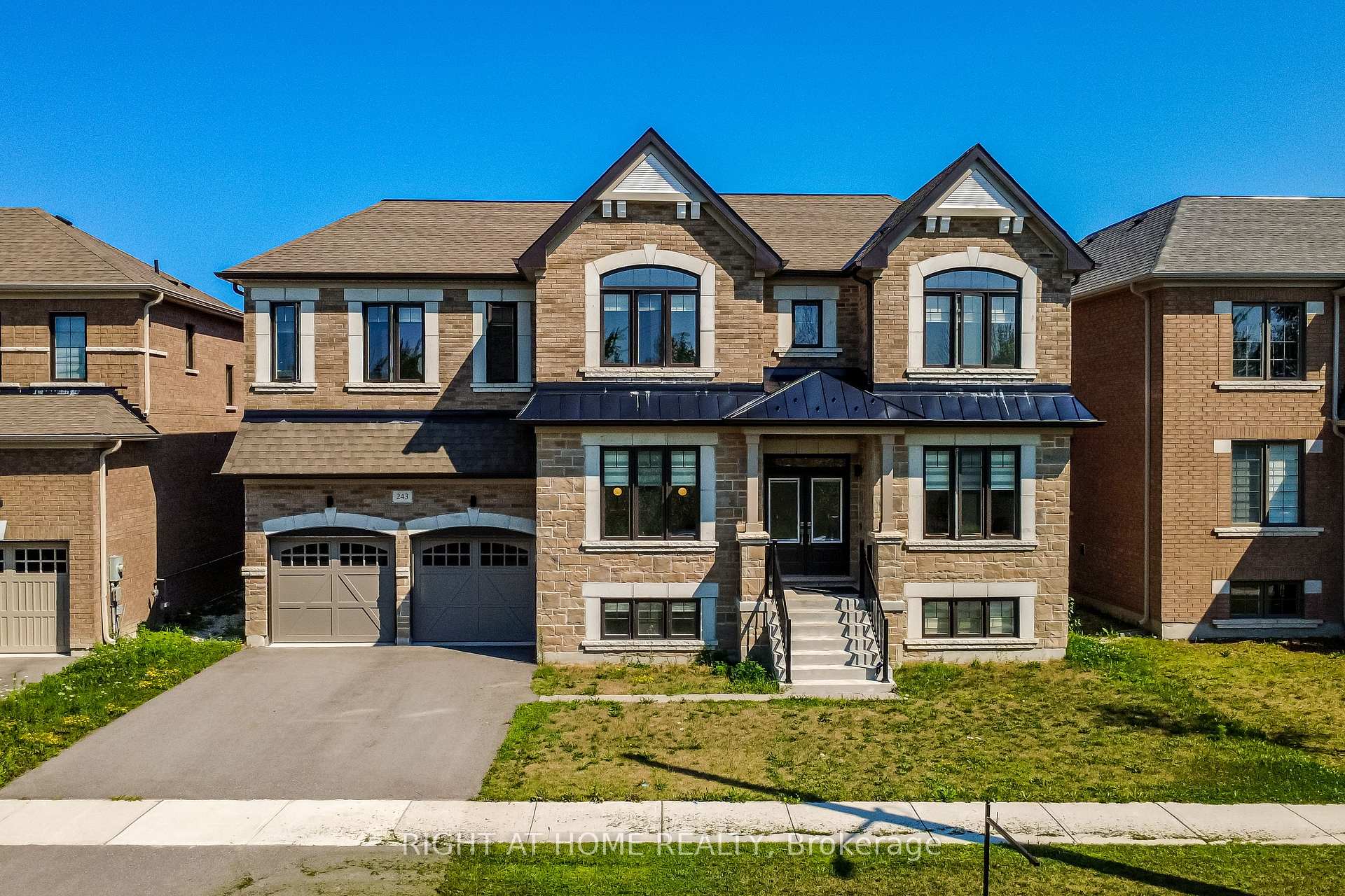 243 CENTRE Street, Clearview, ON, exterior