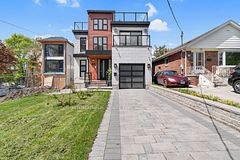 46 Sunnypoint Crescent, Toronto E08, ON, exterior