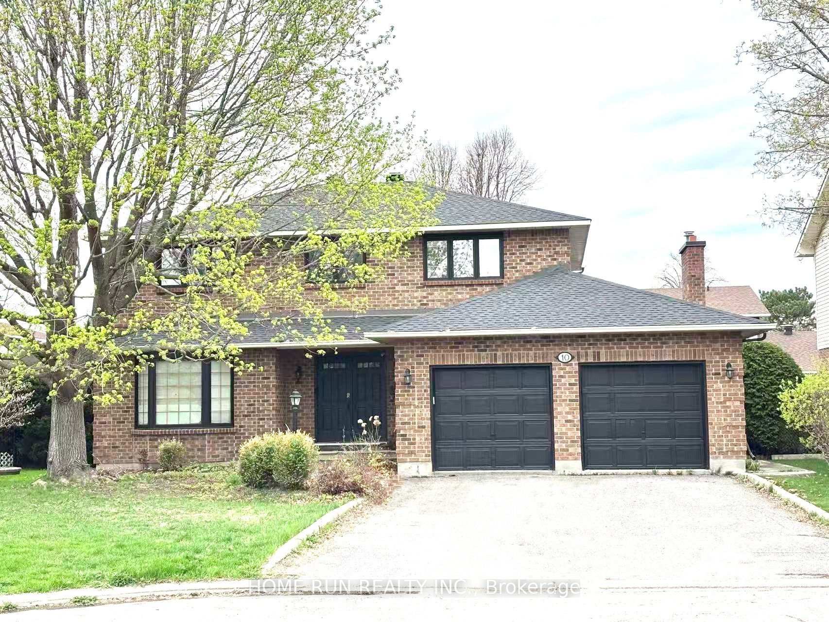 10 Westchester Court, Barrhaven, ON, exterior