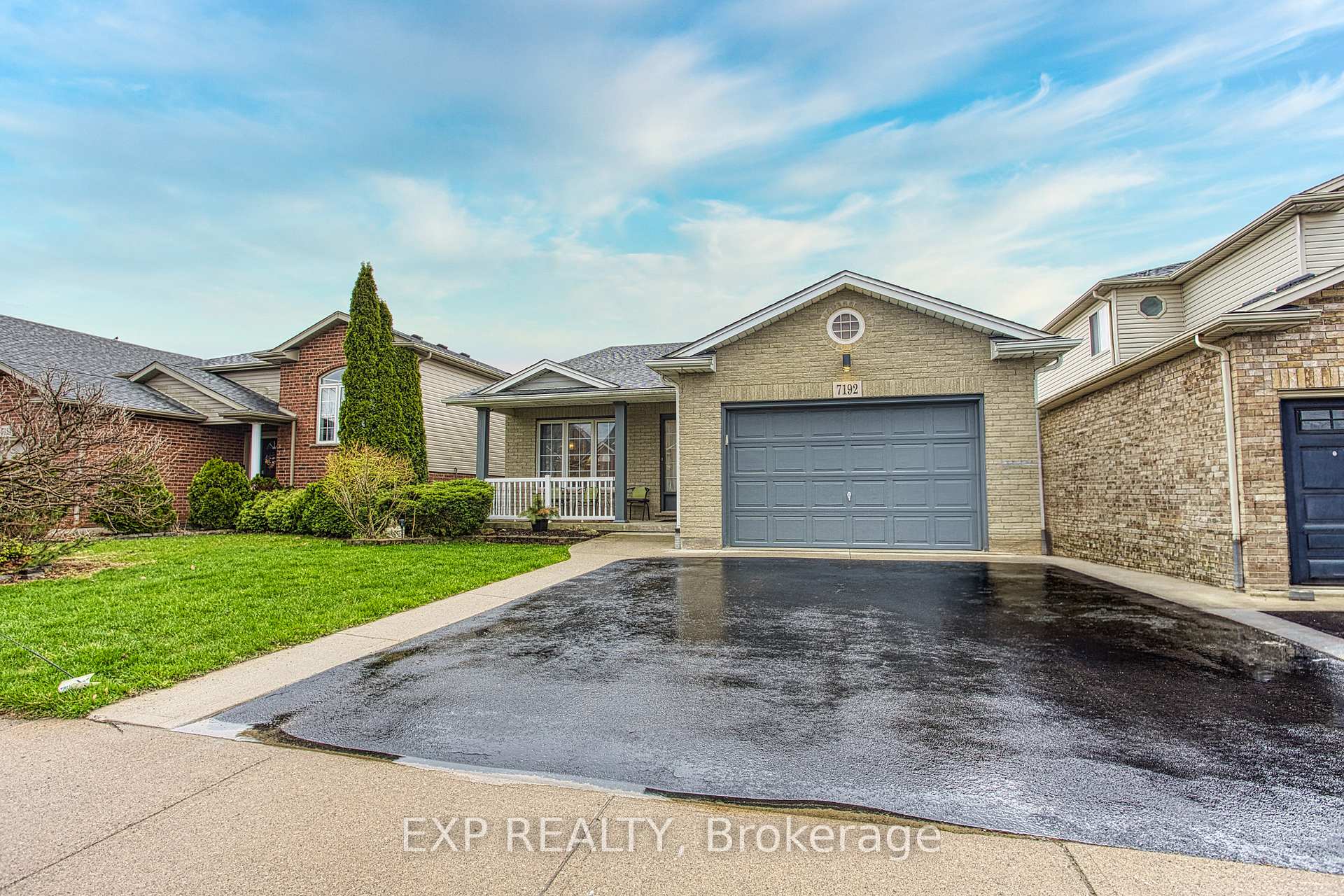 7192 Kelly Drive, Niagara Falls, ON, exterior