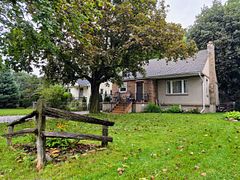 208 Linwood Street, London East, ON, exterior