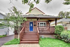 36 Criscoe Street, Toronto W03, ON, exterior