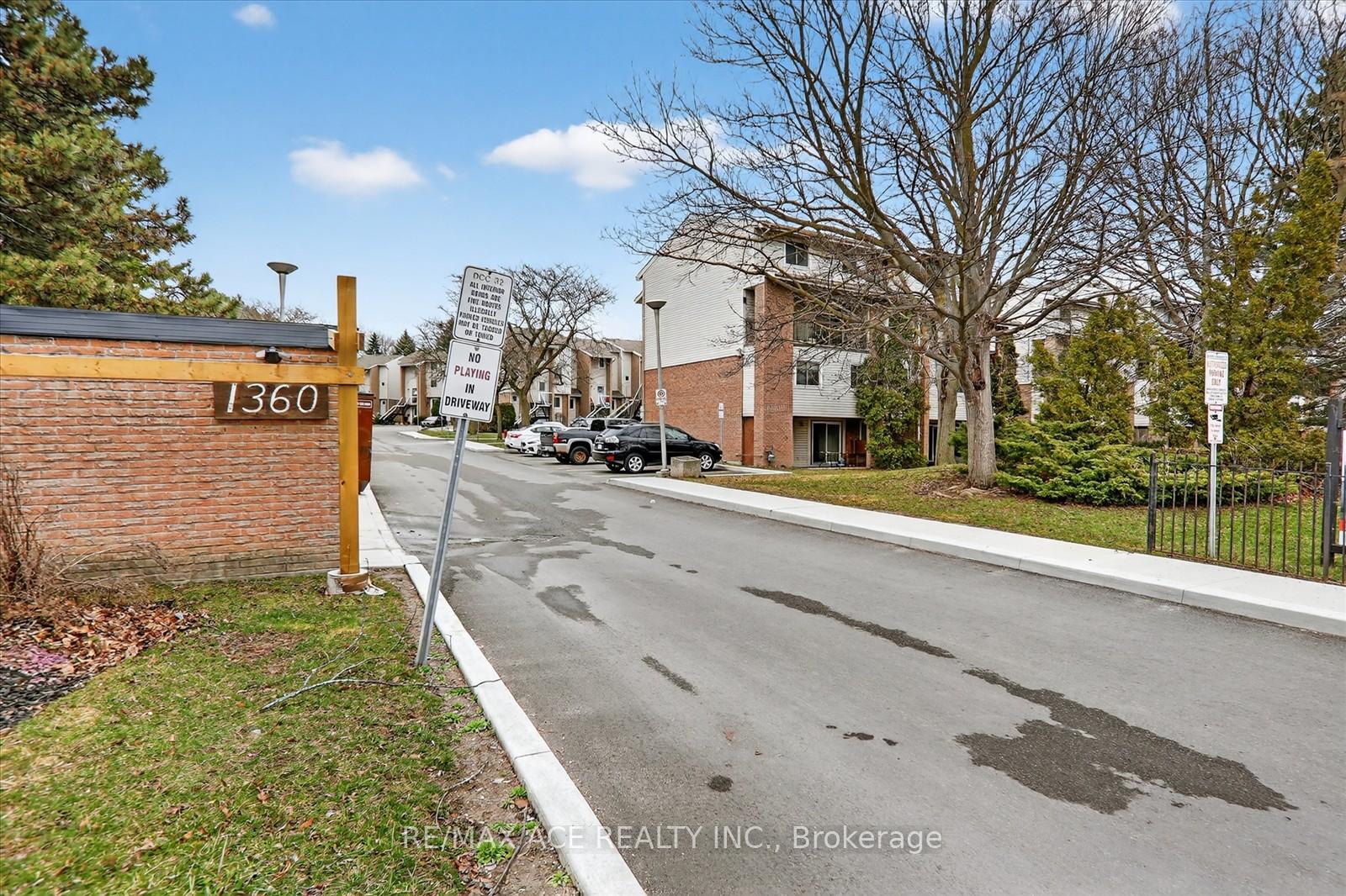 16A - 1360 Glenanna Road, Pickering, ON, exterior
