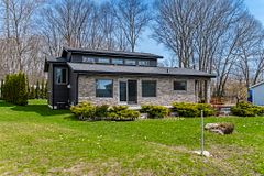 280 Peek-a-Boo Trail, Tiny, ON, exterior