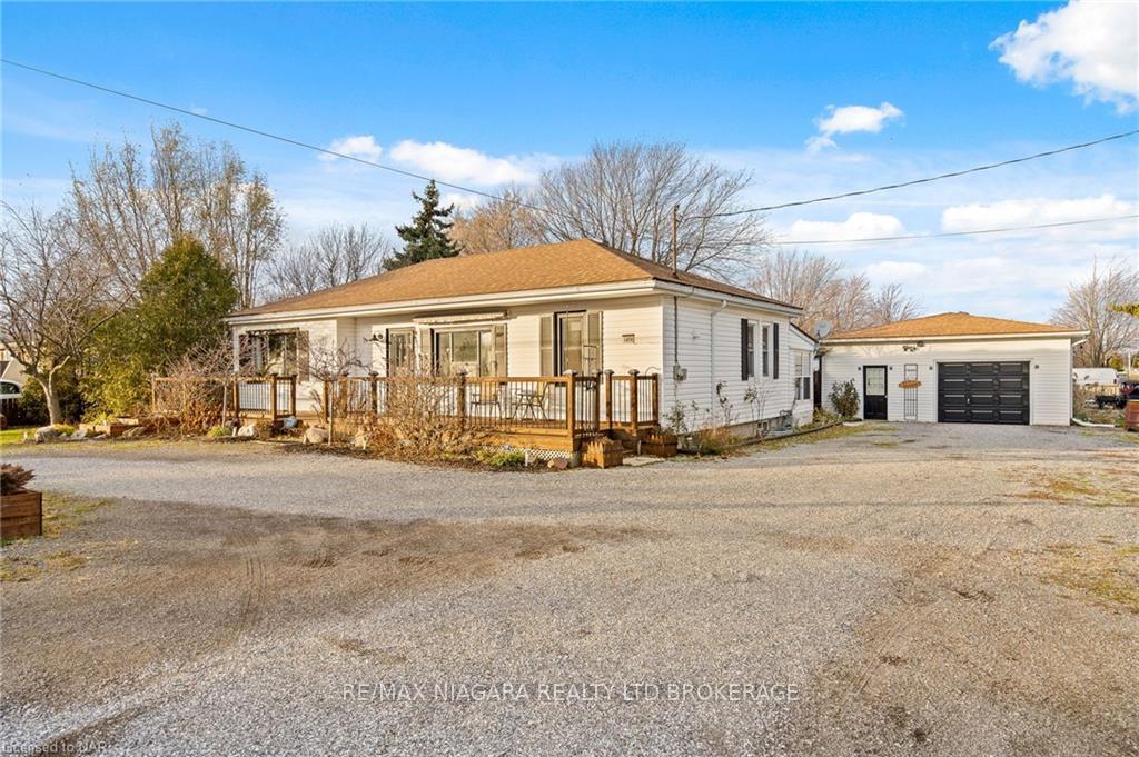 1470 KILLALY Street E, Port Colborne, ON, exterior