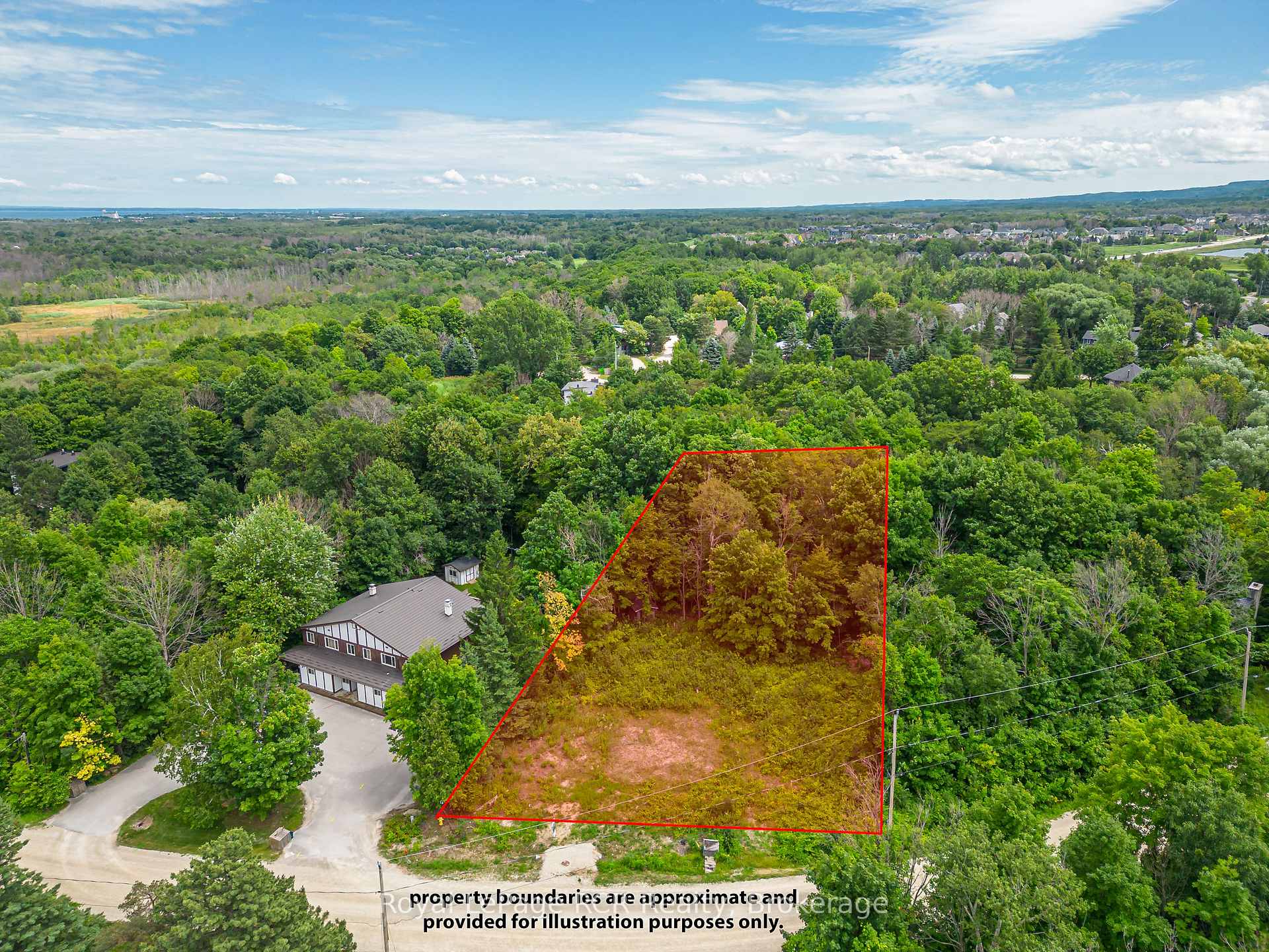133 Birch View Trail, Blue Mountains, ON, exterior