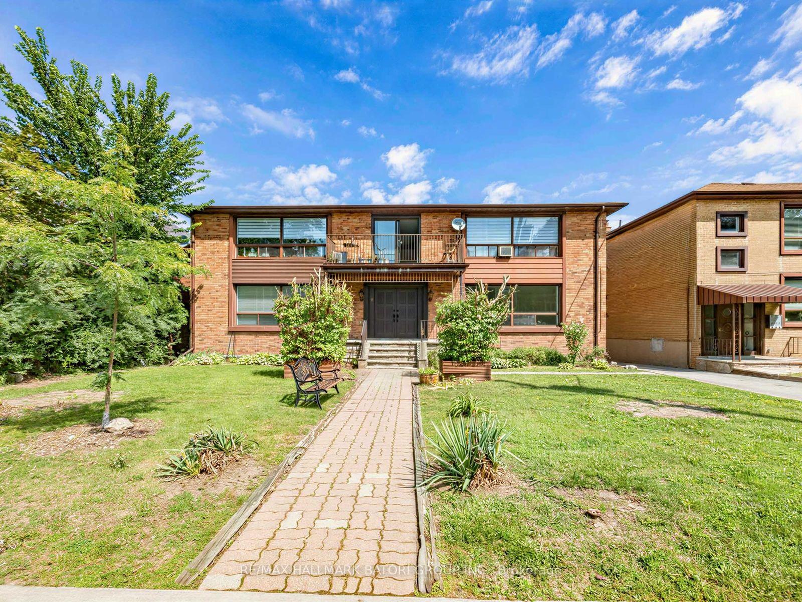 2 - 6 Croydon Road, Toronto C03, ON, exterior
