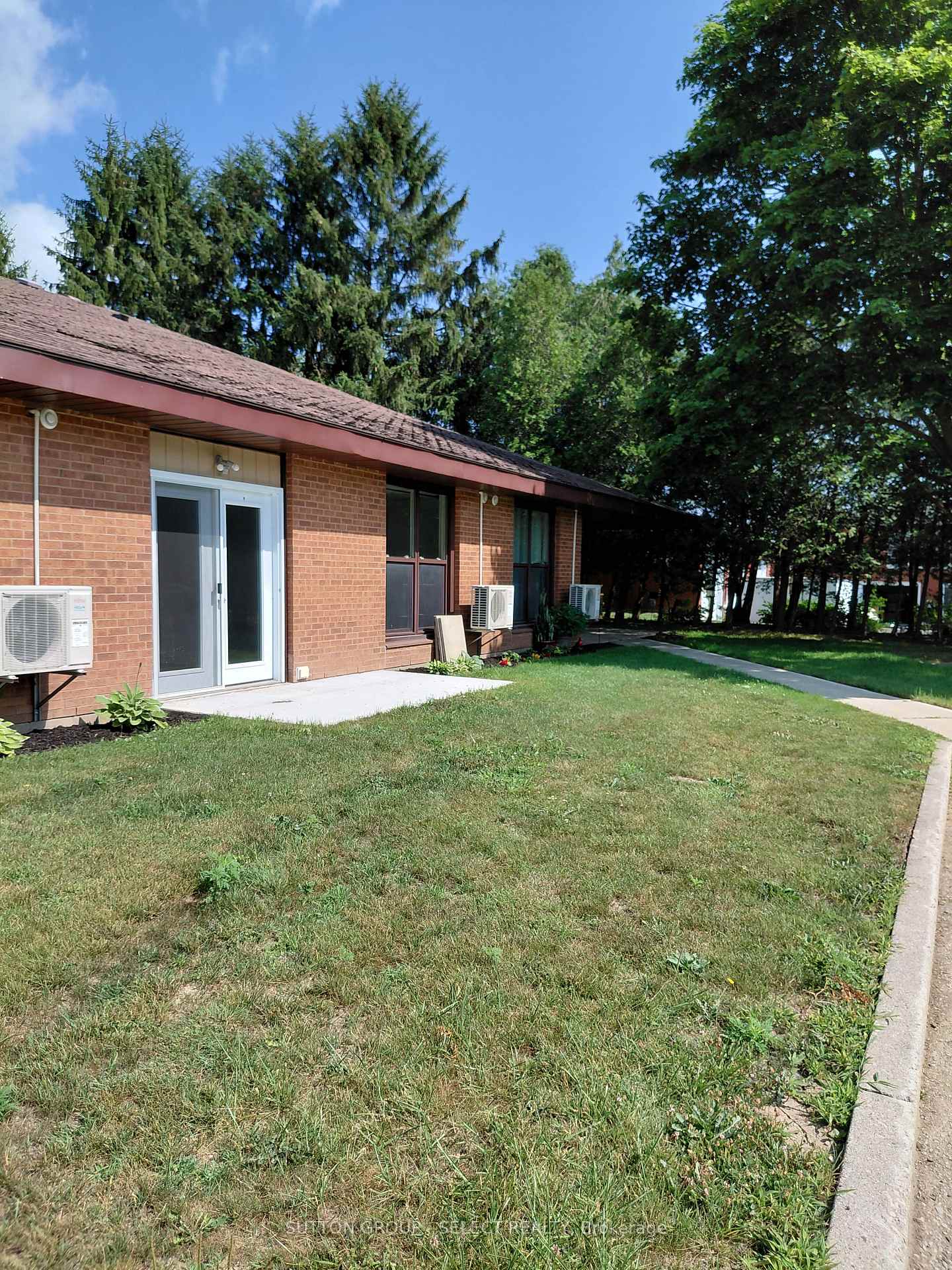 184 Napier Street, West Perth, ON, exterior