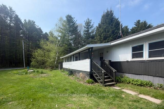 7 - 104 Ellisville Road, Leeds and the Thousand Islands, ON, exterior