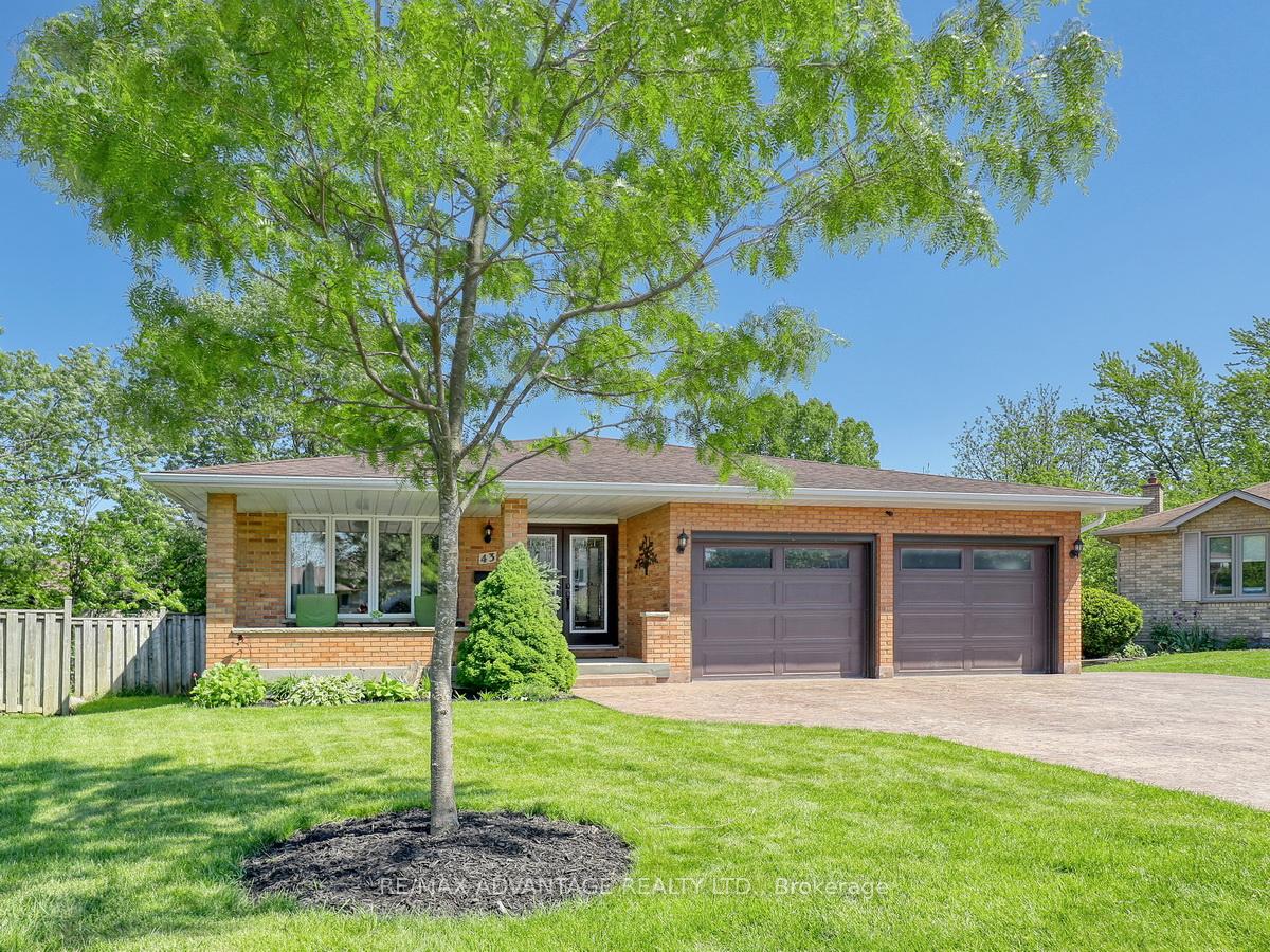 43 Lynngate Grove, London South, ON, exterior