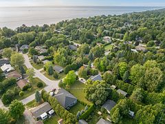 10 Hamilton Street, Bluewater, ON, exterior