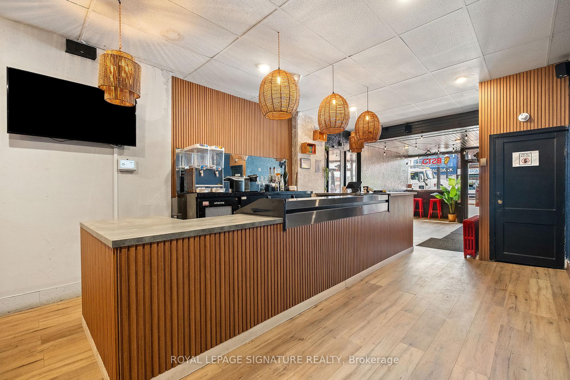 1310 St Clair Avenue W, Toronto W03, ON, exterior