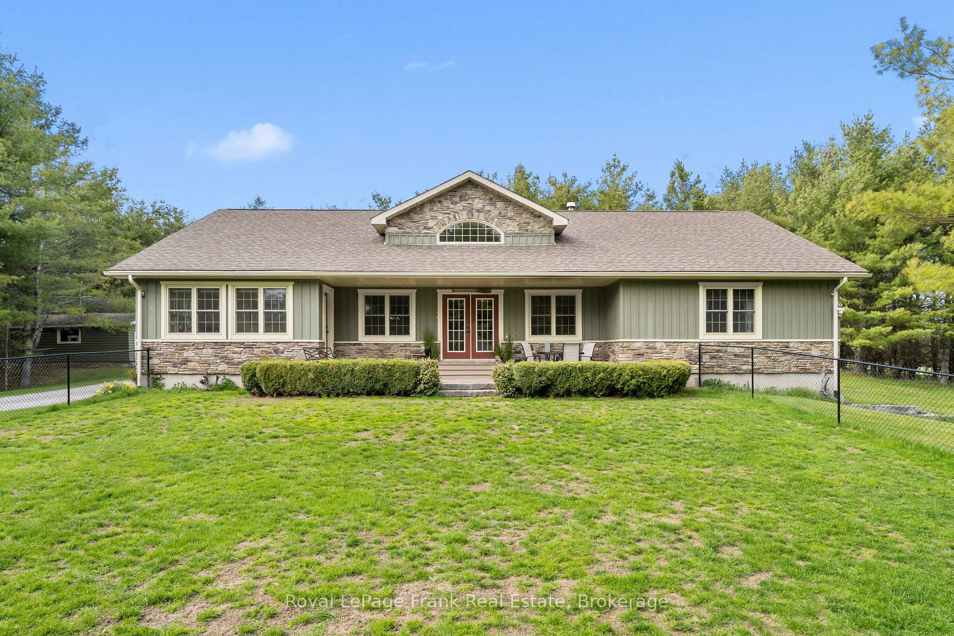 382 Lakehurst Circle Road, Trent Lakes, ON, exterior