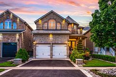 12 Parisian Crescent, Barrie, ON, exterior