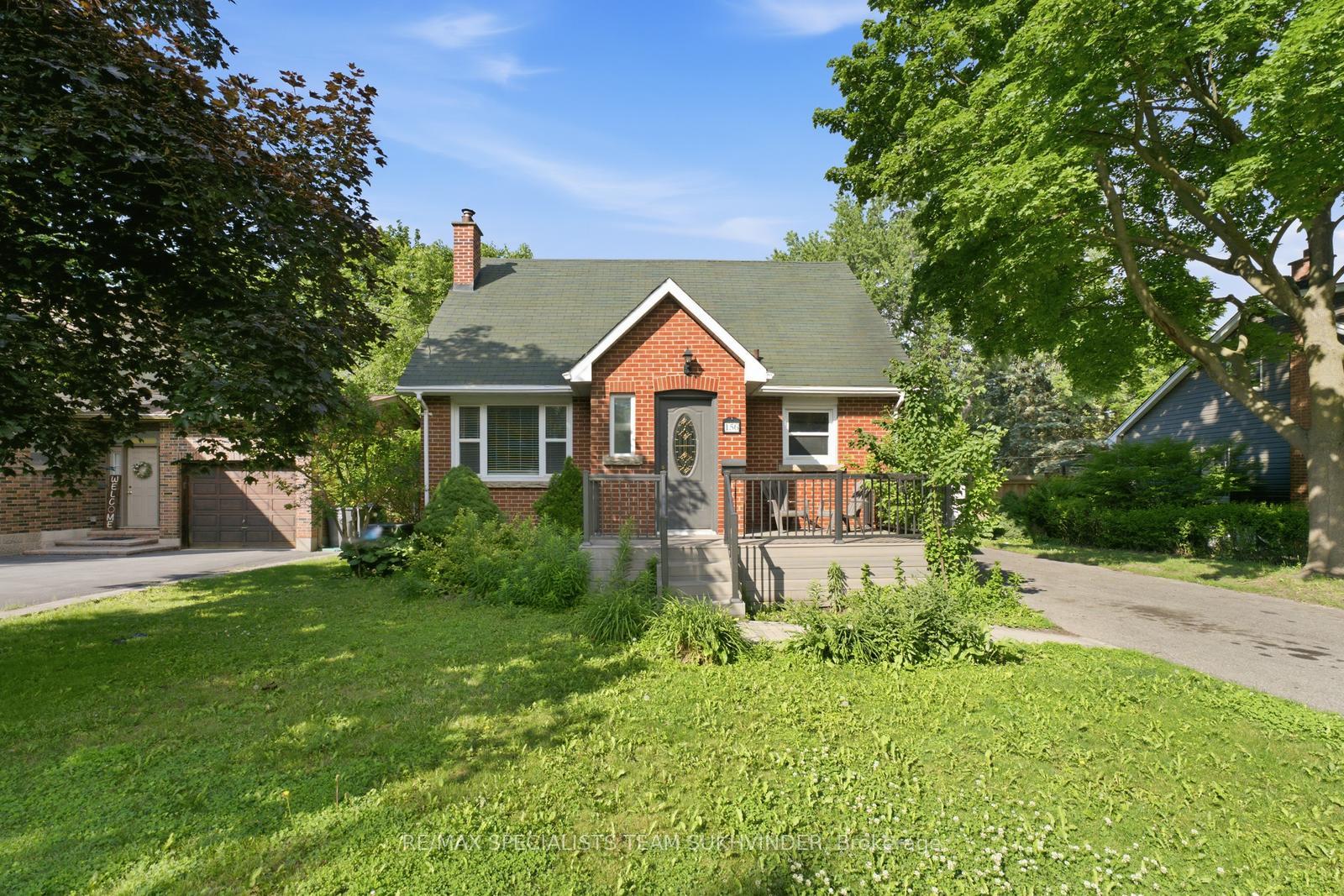 156 Mill Street S, Brampton, ON, exterior