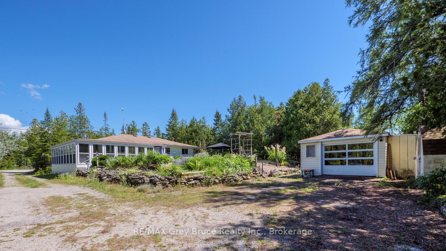 1034 DORCAS BAY Road, Northern Bruce Peninsula, ON, exterior