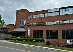 201 - 135 Bayfield Street, Barrie, ON, exterior